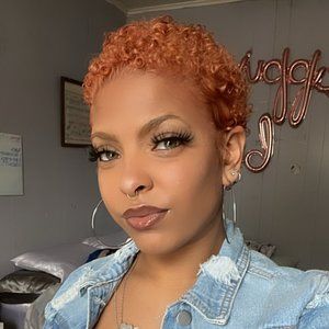 Meet your Posher, Sade